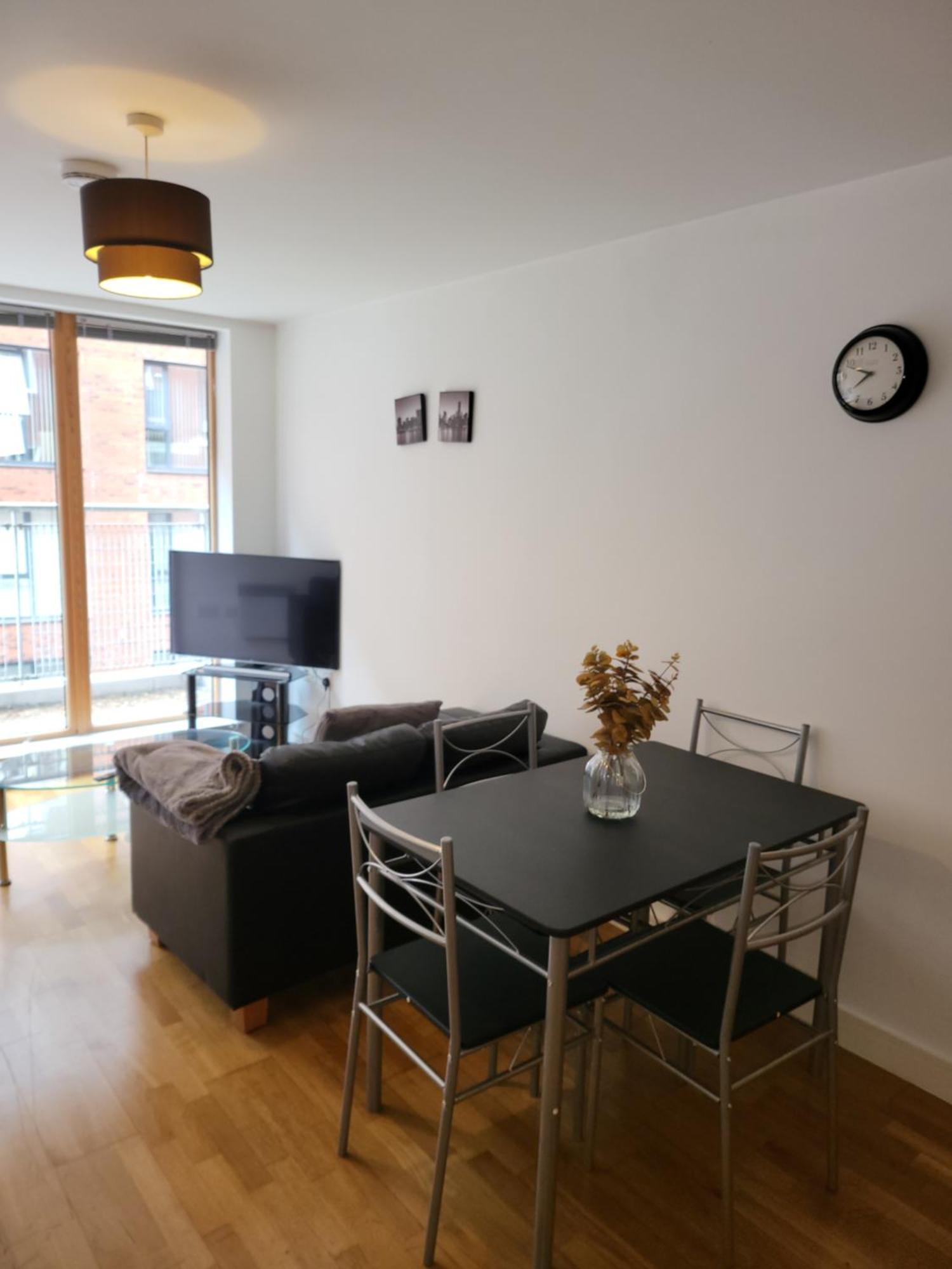 Awesome 1 Bedroom Apartment مانشستر المظهر الخارجي الصورة